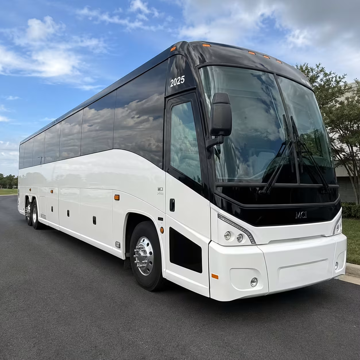 brooklyn park concert shuttle buses to grand casino arena